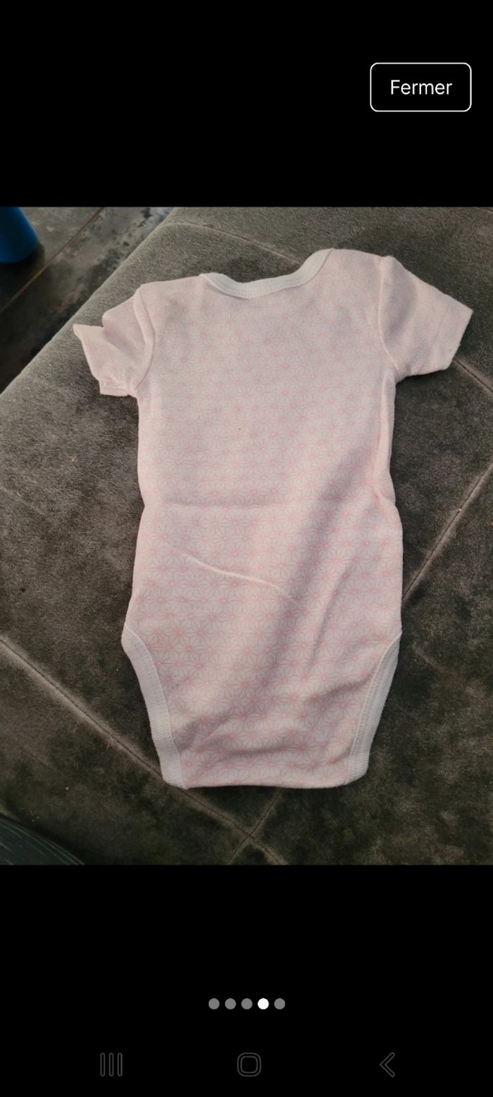 Bodie manche courte naissant - photo numéro 3