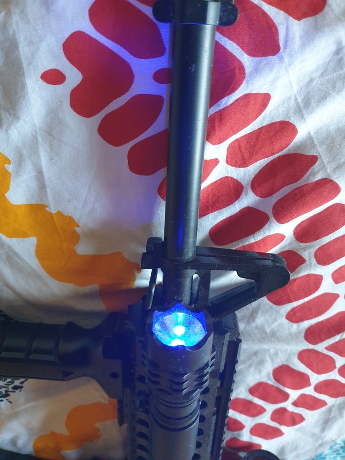 Replique airsoft M4 A1 électrique à billes - photo numéro 3