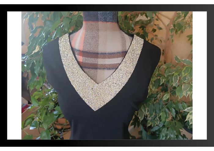 Robe noire à strass - photo numéro 4