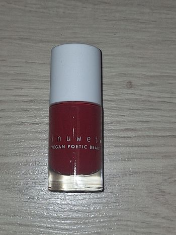 Vernis à ongles nail polish rouge 30 8ml Inuwet neuf
