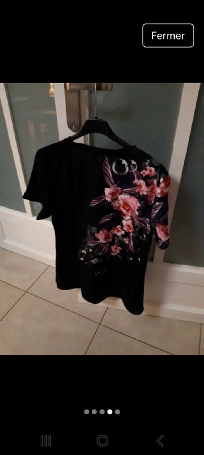 T shirt 40 /42 - photo numéro 2