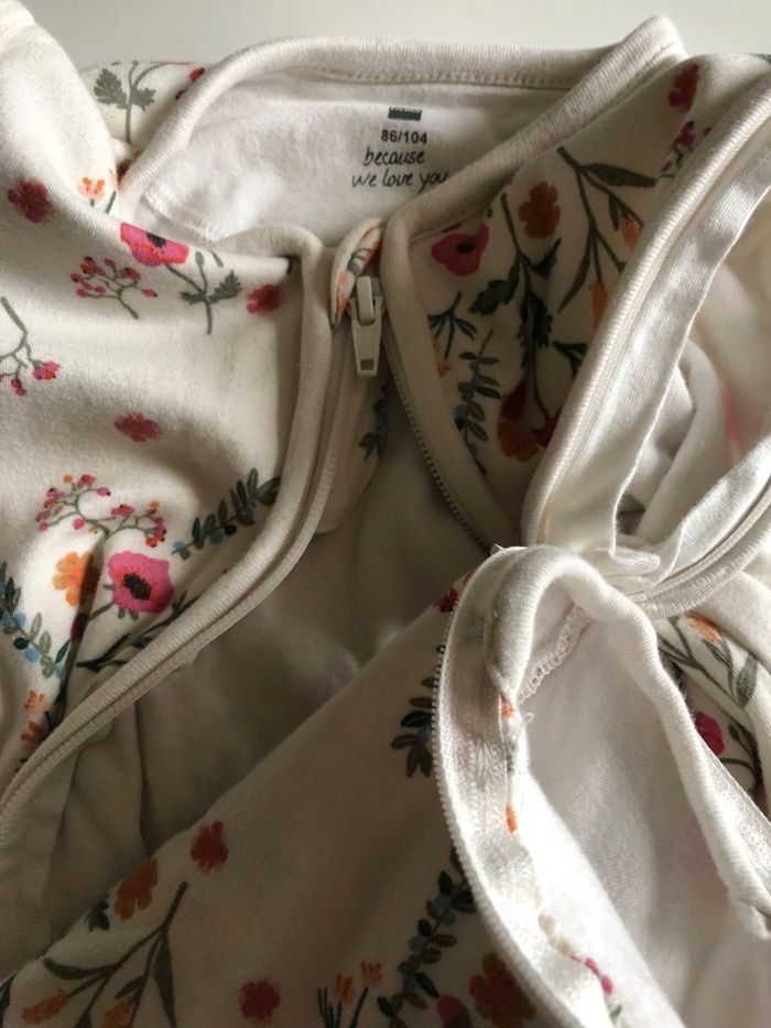 Vend gigoteuse Hema taille 18/24 mois - photo numéro 3