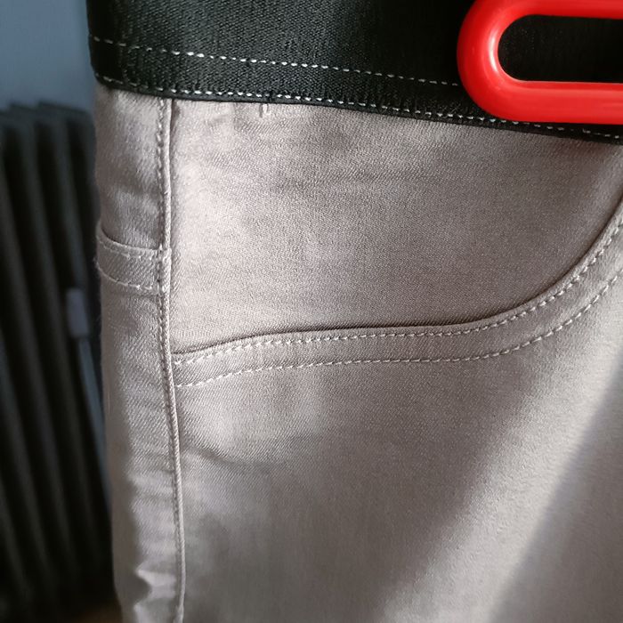 Pantalon jeggings anglais - photo numéro 4