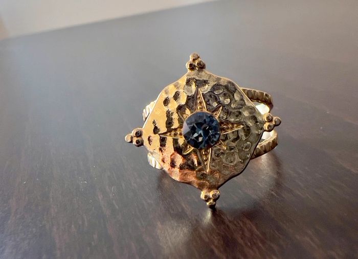 Bague dorée