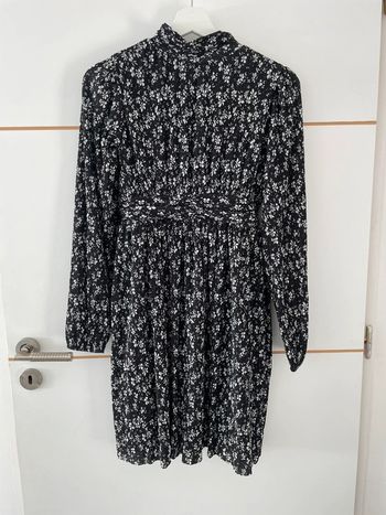 Robe noire fleurie S Promod