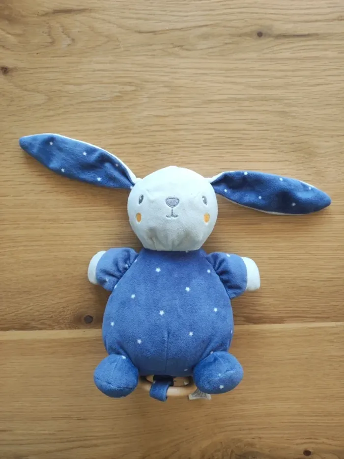 doudou peluche Lapin musique Kiabi