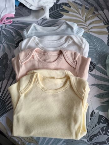 4 bodies manches longues