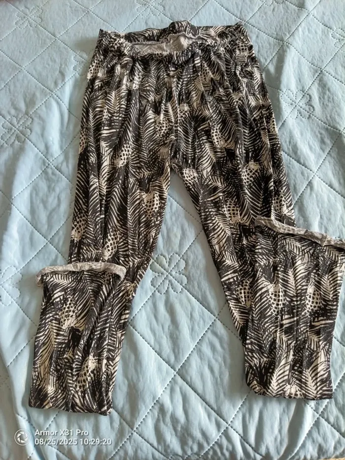 Pantalon fleurs in extenso 12 ans