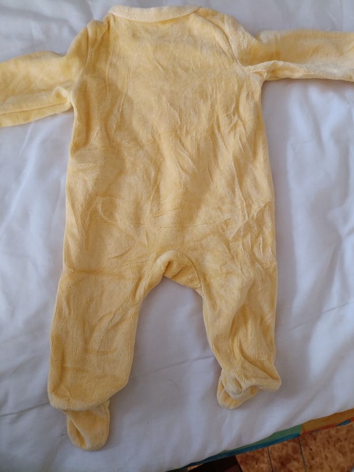 Pyjama 3 mois - photo numéro 2
