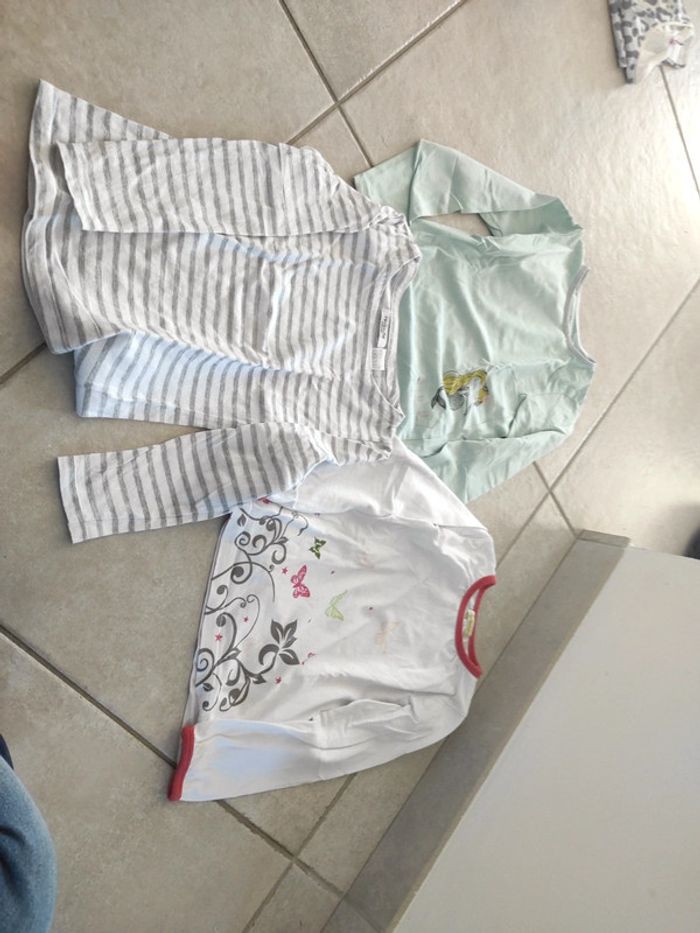 Lot de tee shirts manches longues 6 ans