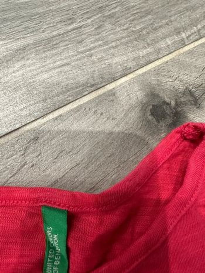 T-shirt Benetton 4/5ans - photo numéro 2