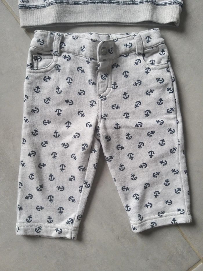 Ensemble pantalon et pull en 6 mois - photo numéro 2