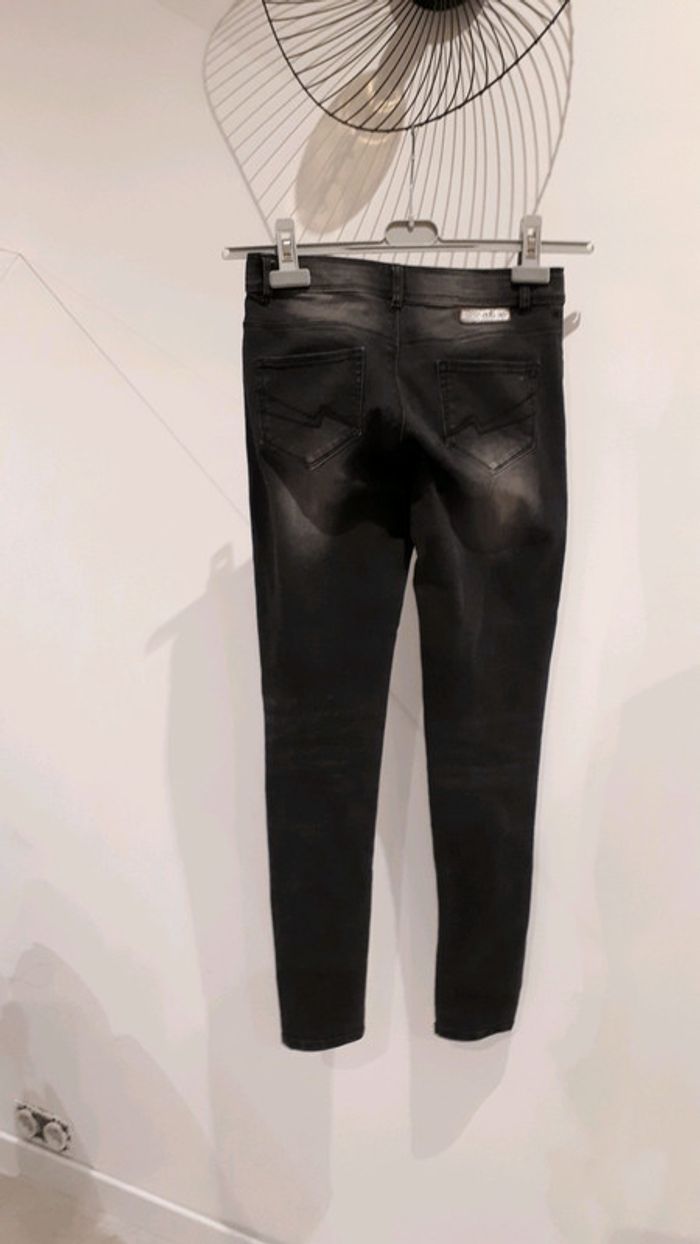 Jeans skinny gris - photo numéro 3