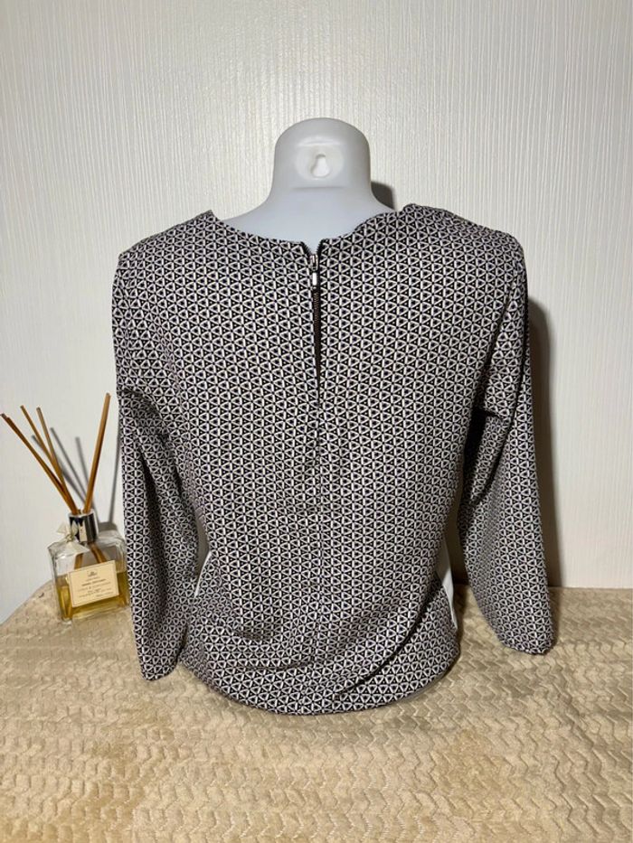 Blouse imprimée graphique “La Mode est à Vous” Taille 36 #BlouseFemme - photo numéro 3
