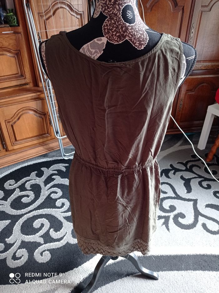 Robe femme. - photo numéro 3