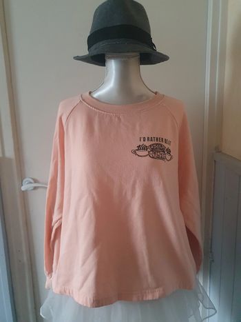 🌸Pull Friends taille M