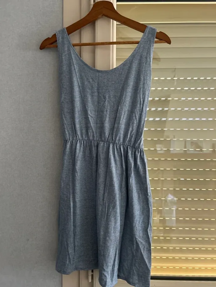 Robe à bretelle
