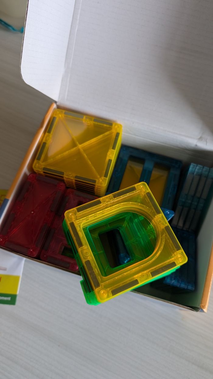 NEUF - 🧲 Tuiles Magnétiques Construction 60 Pièces - Jouet Éducatif - photo numéro 3