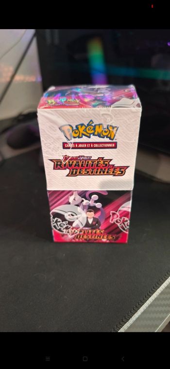 Demi display rivalité destiné scellé