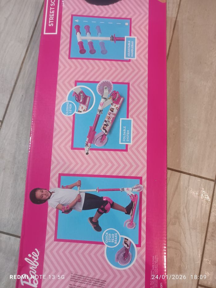 Trottinette barbie - photo numéro 3