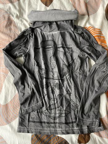 T-shirt  avec un col