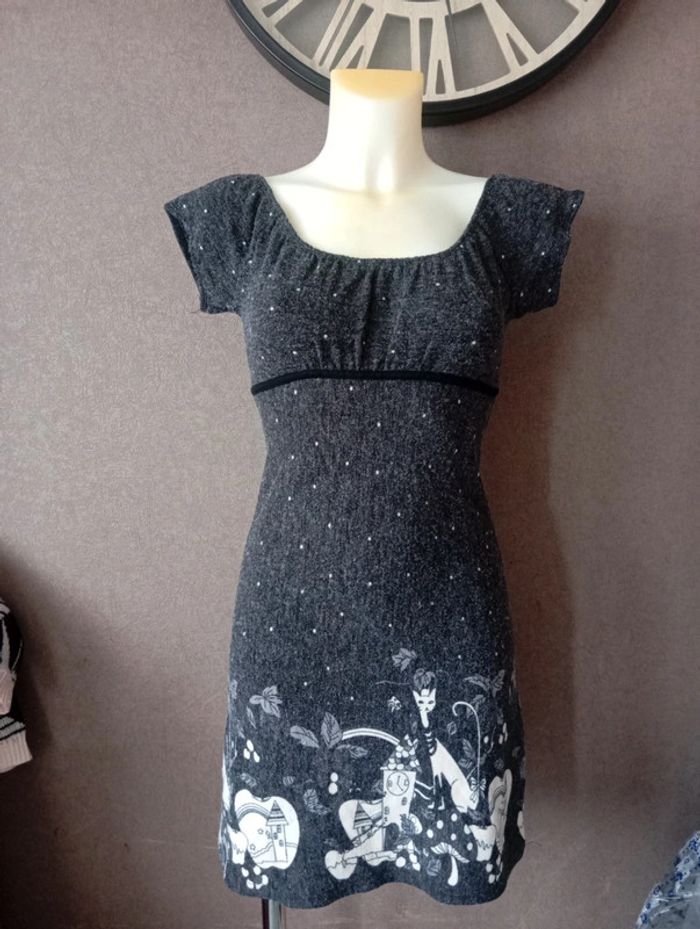 Robe taille 36 cache cache