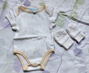Bodie de naissance body + gants/moufles