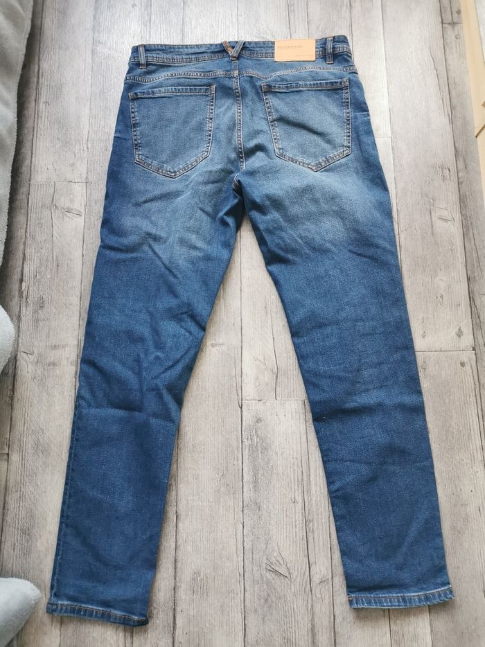 Jean 42 - photo numéro 3