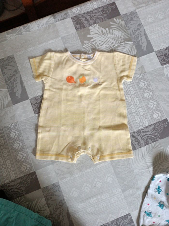 Lot garçon 9 mois printemps/été - photo numéro 12