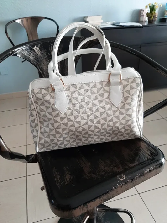 Sac à main crème ou marron - photo numéro 2