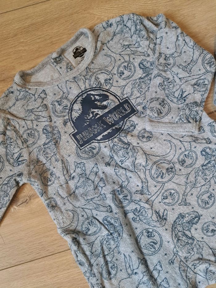 Lot pyjamas garçon jurassic world 36 mois - photo numéro 4