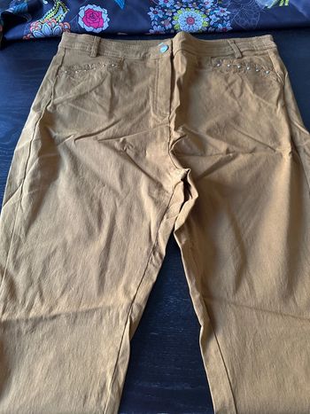 Pantalon stretch moutarde 46