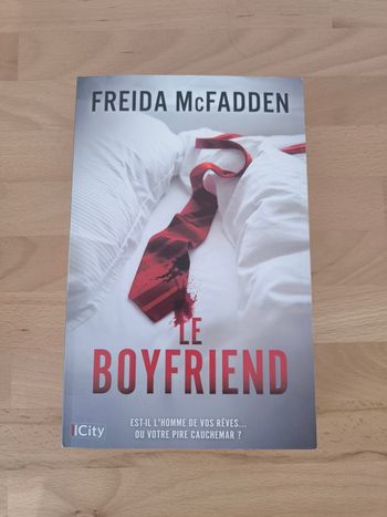 Livre Le Boyfriend de Freida Mc Fadden 