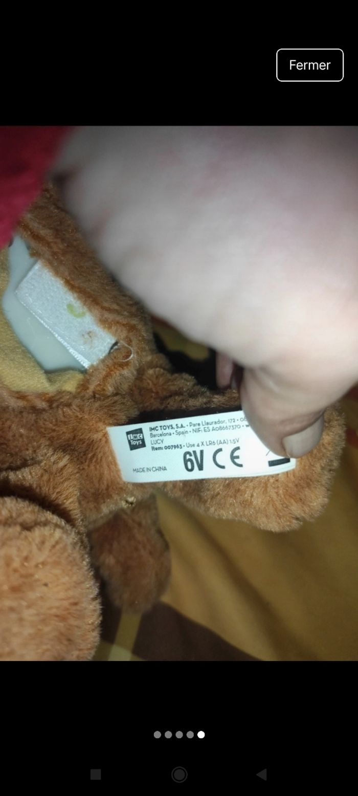 Petit chien bouge et aboie j56 - photo numéro 2