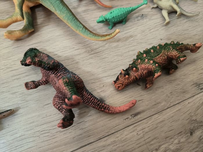 Baril figurines dinosaures 29 dinosaures - photo numéro 9