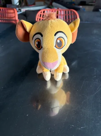 Peluche disney simba le roi lion