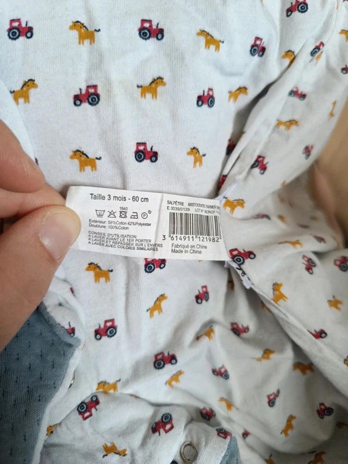 Combinaison bébé - photo numéro 5
