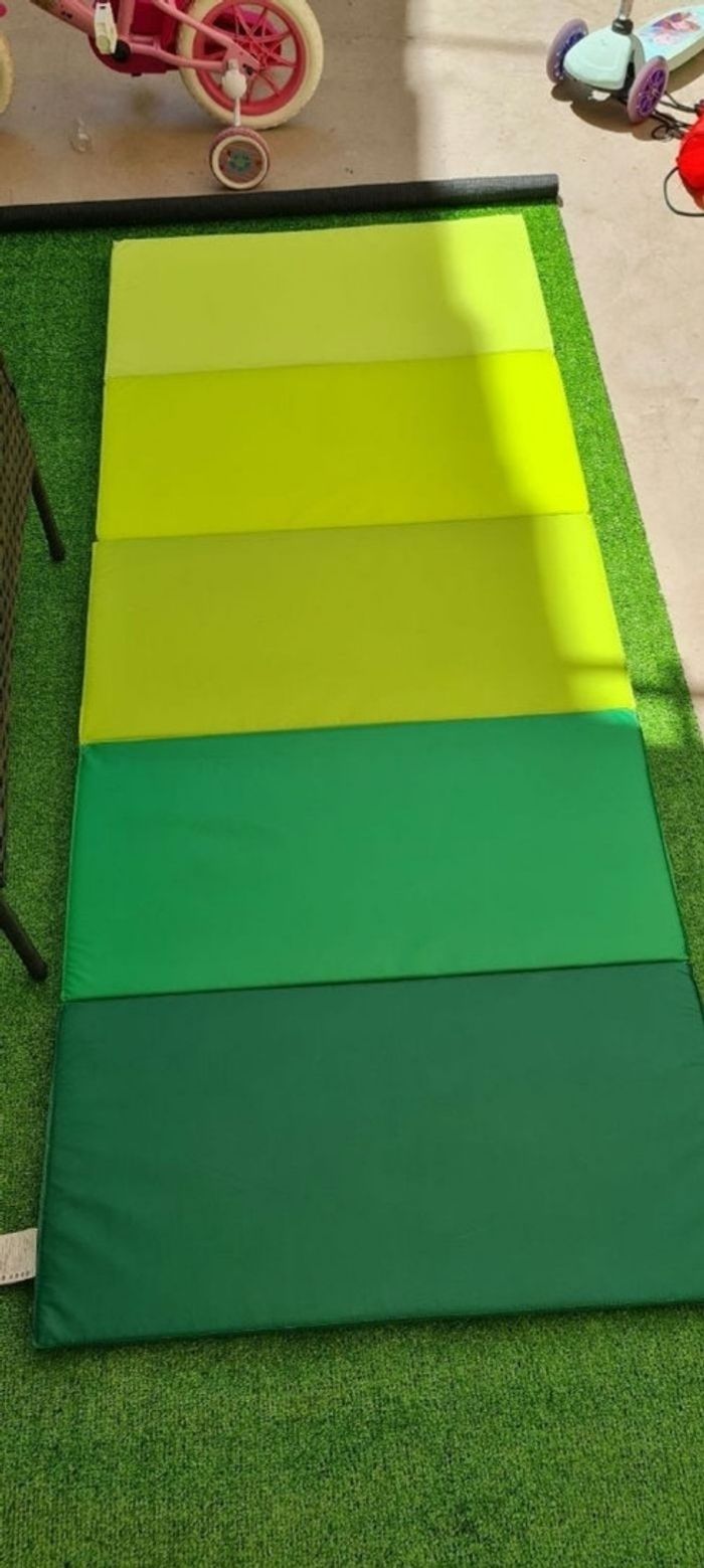 Tapis de motricité ou gymnastique ikea