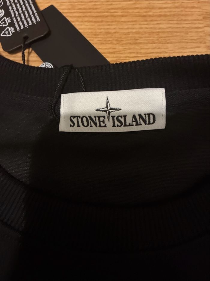 Pull stone island - photo numéro 3