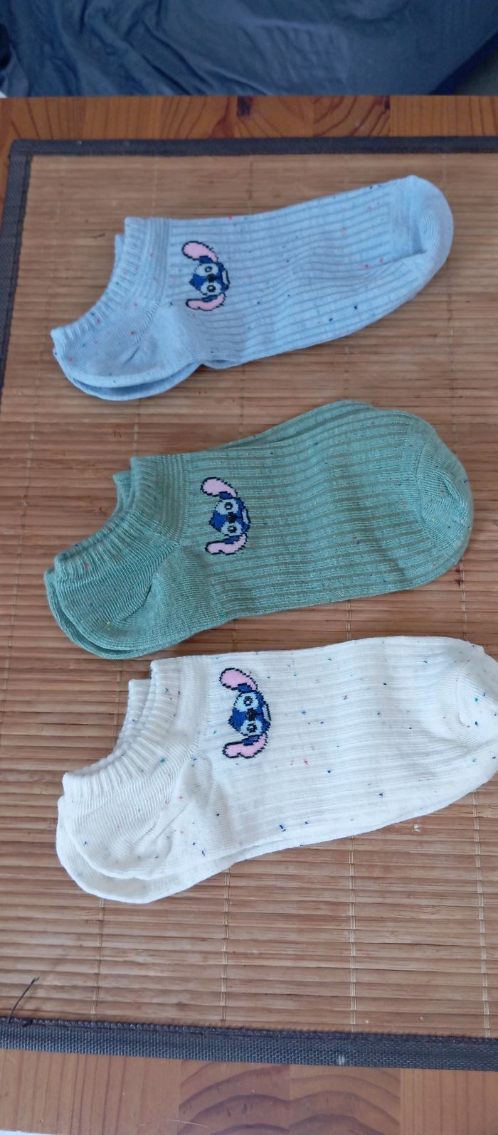 Lot 3 paires Socquettes stitch taille 33-34