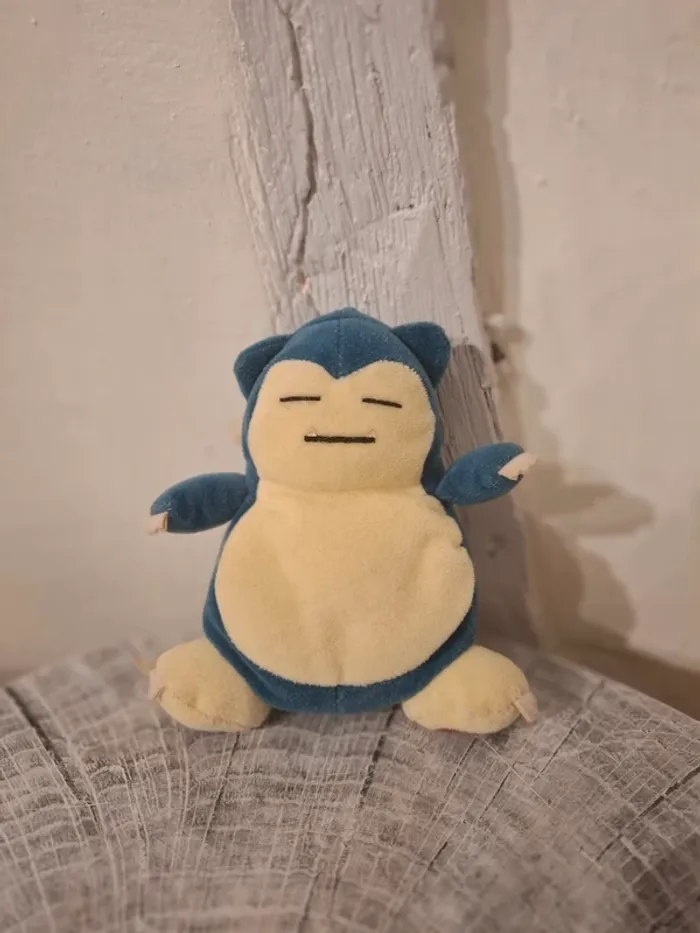 Peluches Vintage Pokémon Ronflex Pikachu - photo numéro 2