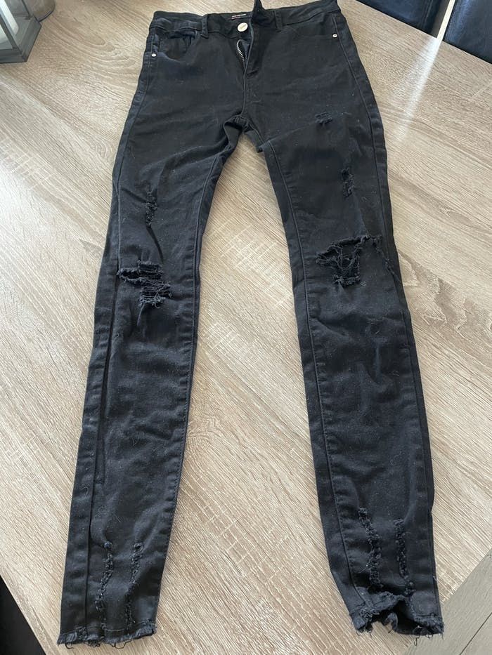 Pantalon noir troués taille XS