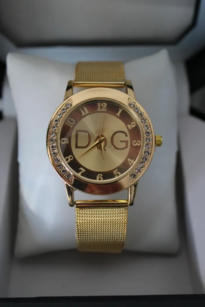 Montre chic dorée DQG - photo numéro 4