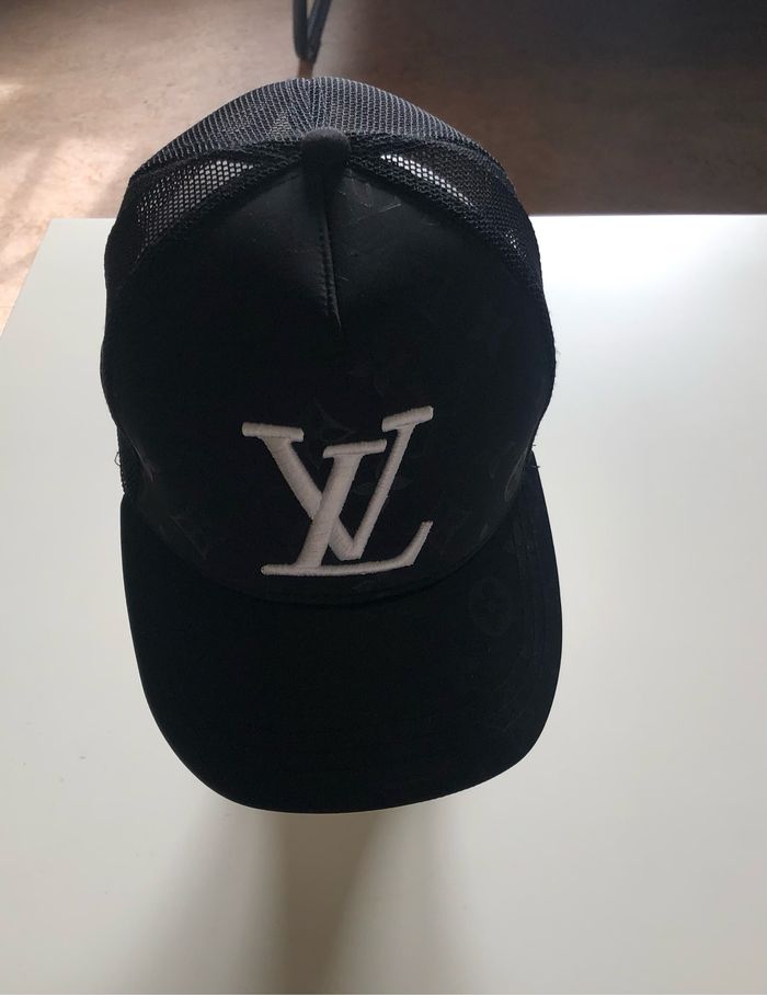 Casquette louisvuittonn neuve