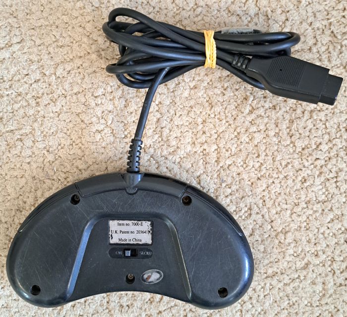 🎮 Manette générique 6 boutons Sega Megadrive - MD - photo numéro 4