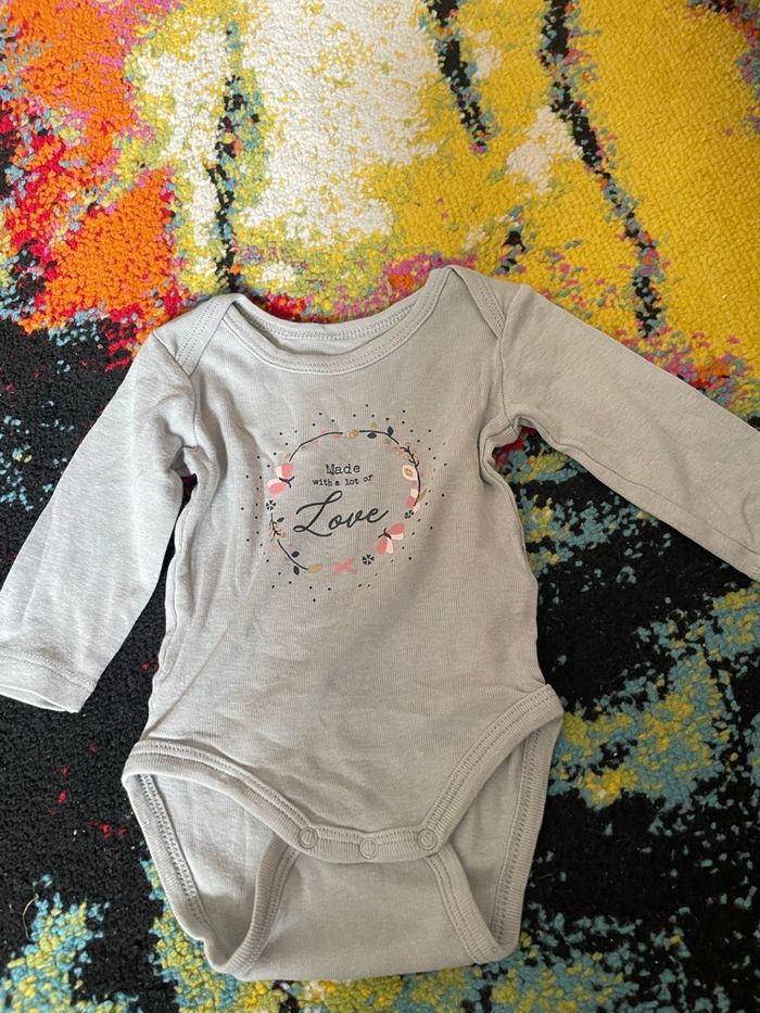 Bodies bébé - photo numéro 4
