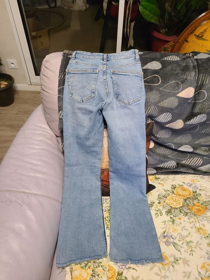 Vend jean - photo numéro 2