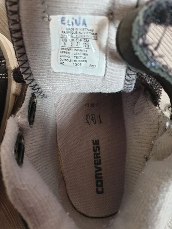 Converse montantes noires en cuir pointure 21 - photo numéro 5