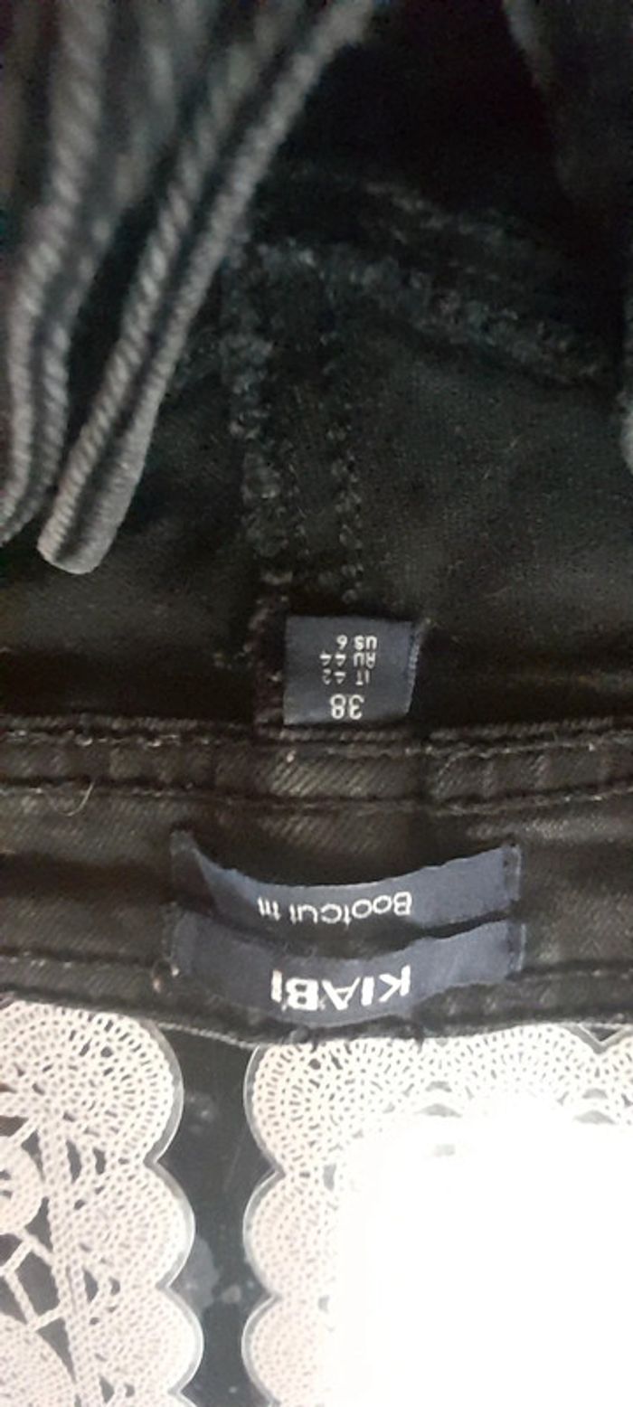 Pantalon bootcut fit kiabi taille 38 noir - photo numéro 2