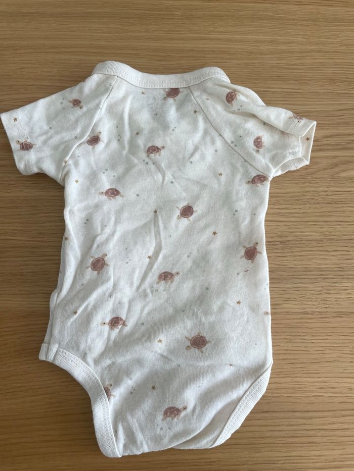 Lot de bodies Kiabi - 3 mois - photo numéro 10